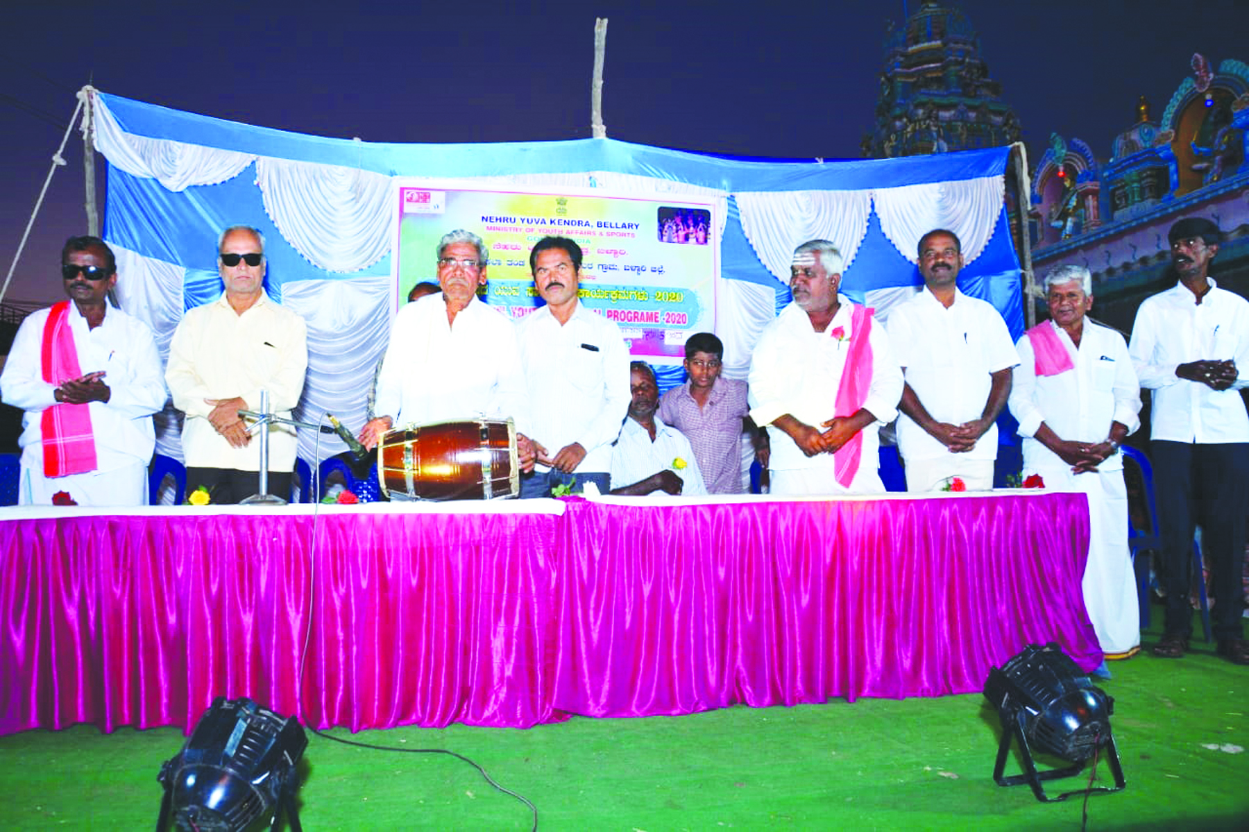 ಯುವಕರಲ್ಲಿನ ಸುಪ್ತ ಪ್ರತಿಭೆ ಹೊರಹಾಕಲು ವೇದಿಕೆಗಳು ಅವಶ್ಯ : ಡಾ.ಕೆ.ಬಸಪ್ಪ 